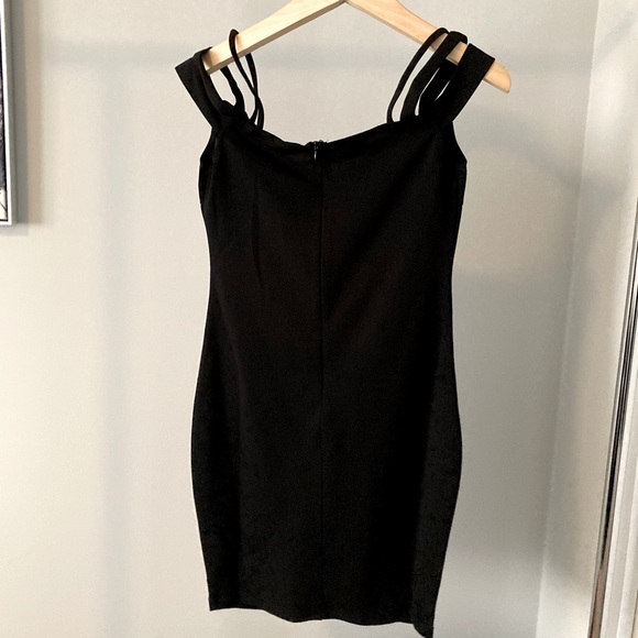 ✨NWT✨ Black ASOS dress - Picture 3 of 3